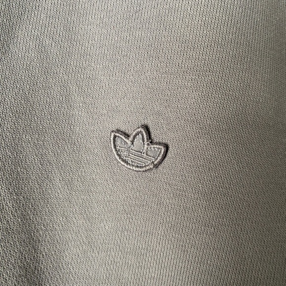 Vintage Logo Adidas Sweatshirt Size XL - Picture 2 of 5